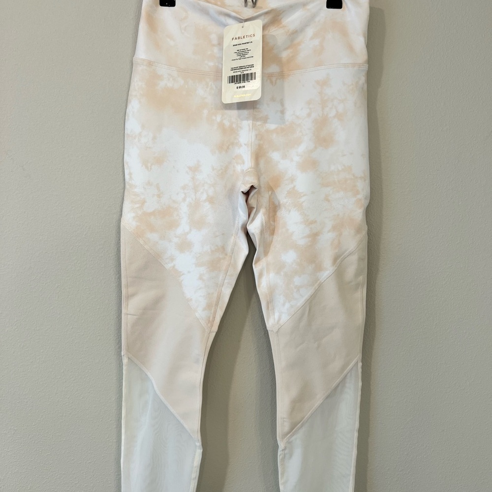 NWT Fabletics Beige and White High-Waisted Leggings